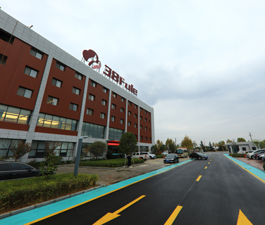 秋雨濛濛，擋不住楊凌農(nóng)高會(huì)人如織，省委領(lǐng)導(dǎo)為三八婦樂黨建成果點(diǎn)贊!