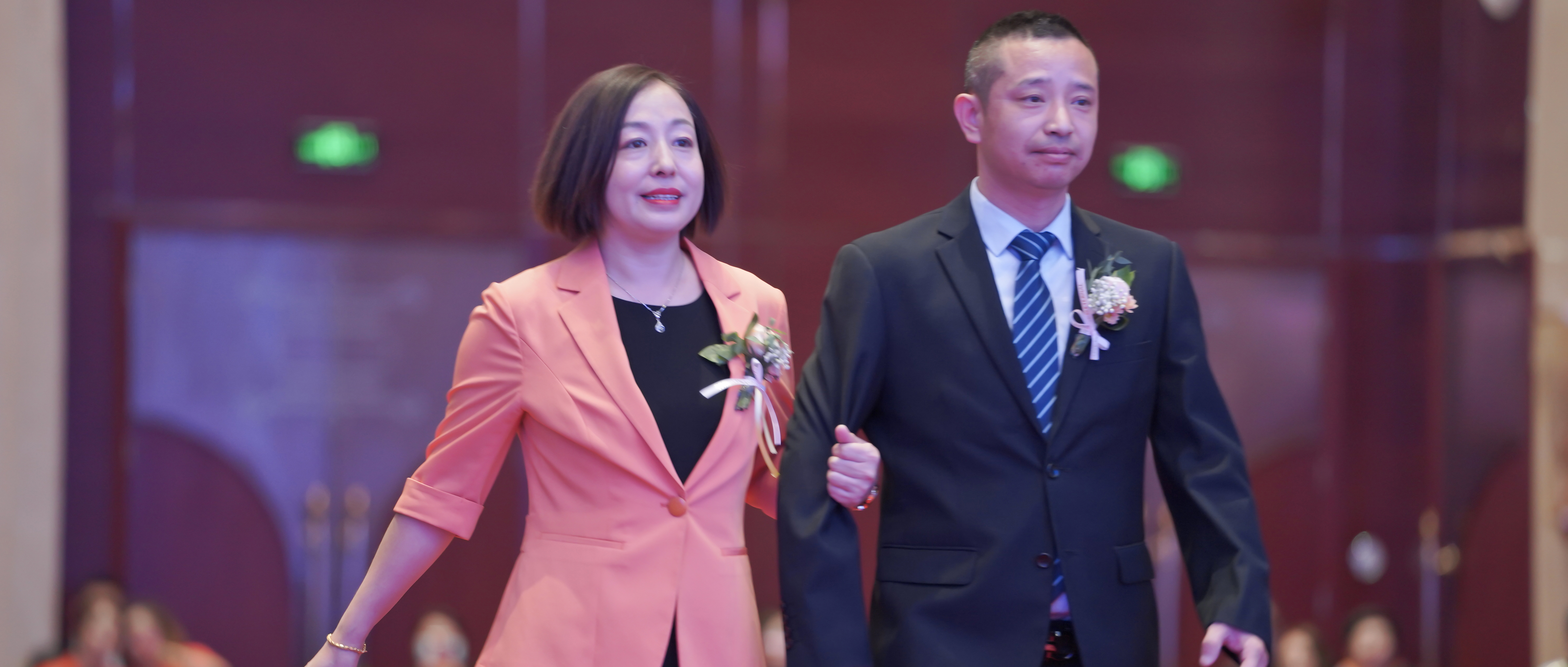 有一種相守，叫夫妻同心黃土變金 | 三八婦樂模范伉儷之蘇上峰&劉桂葉